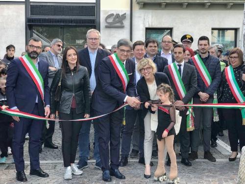 L'assessore Zilli al taglio del nastro di ItinerAnnia